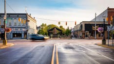 Tennessee man tried to enroll in small Michigan town high school to date teen he met online: sheriff