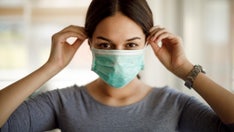 Should the CDC drop its 5-day COVID isolation guidelines? Doctors weigh in