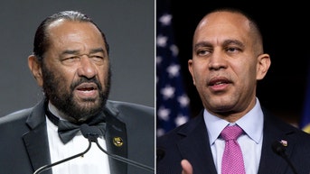 Jefferies defend surprise appearance by Dem in failed Mayorkas impeachment vote