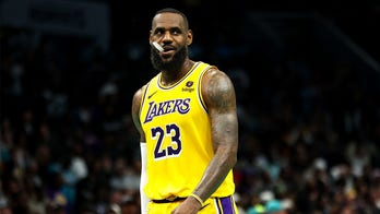 LeBron James says inquiries about Lakers roster ahead of trade deadline 'not a question for me'