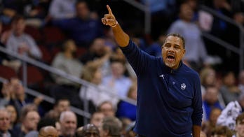 Georgetown coach Ed Cooley claps back at heckler during latest Hoyas loss