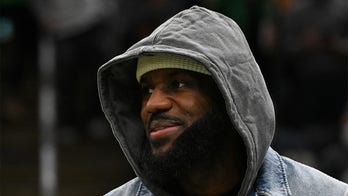 LeBron James' agent shuts down trade speculation as Lakers try to right ship