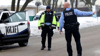 Girlfriend of suspect accused of killing 8 in Chicago pleads not guilty to obstruction