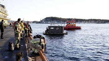 Towel-clad heroes: Sauna patrons rescue 2 from car that plunged into Norwegian waters