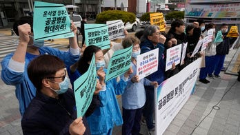 Medical crisis unfolds in South Korea as thousands of doctors continue to strike