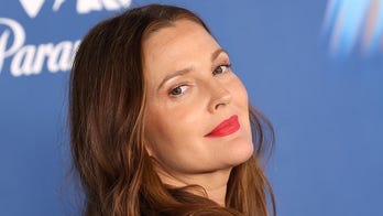 Drew Barrymore jokingly apologizes to FAA for recommending sex on a plane: It’s ‘wild’