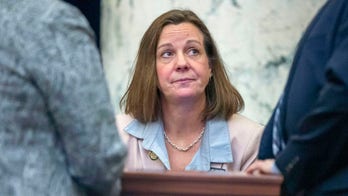 House Republicans in Iowa kick majority leader over budget issues