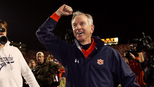 Sen. Tuberville: 'I don't think there's any way' to stop college fans from storming courts, fields