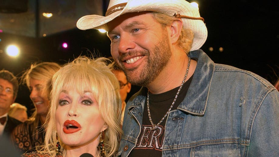 Dolly Parton and Toby Keith