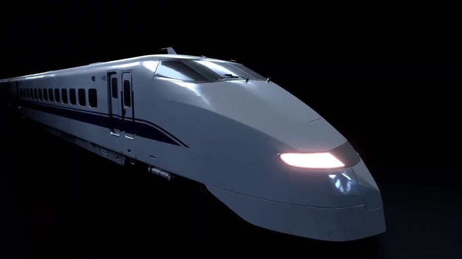 China sets world record for fastest hyperloop train