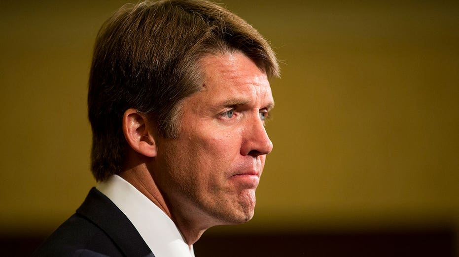 Republican businessman Eric Hovde to launch bid for Wisconsin US Senate seat