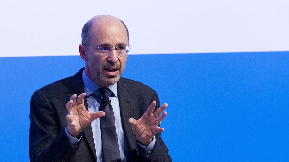 <div>Iran envoy Malley may have been on 'classified White House call' after clearance suspended, watchdog finds</div> <div>Iran envoy Malley may have been on 'classified White House call' after clearance suspended, watchdog finds</div>