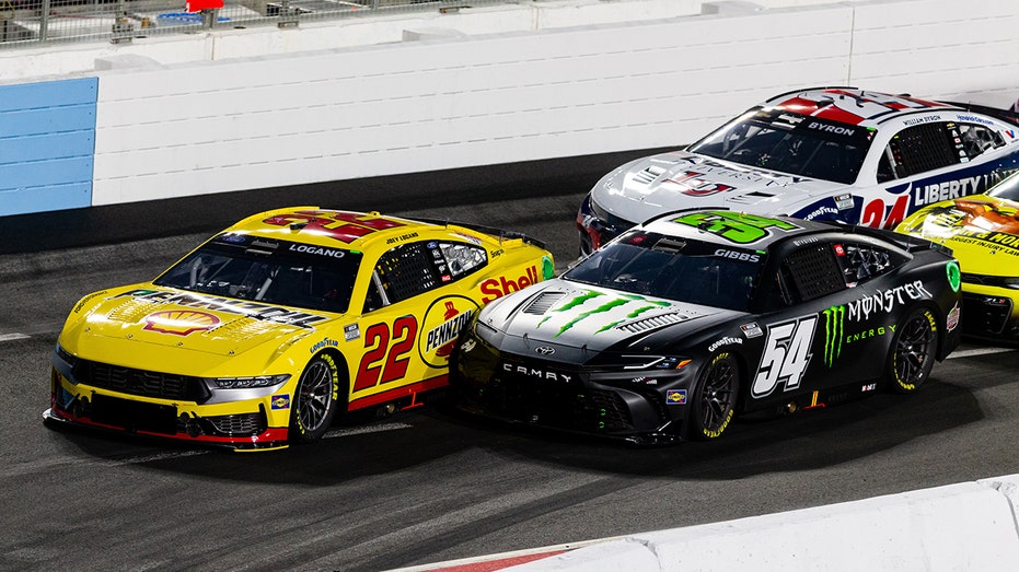 Joey Logano, Ty Gibbs get into heated confrontation after Clash at the Coliseum race