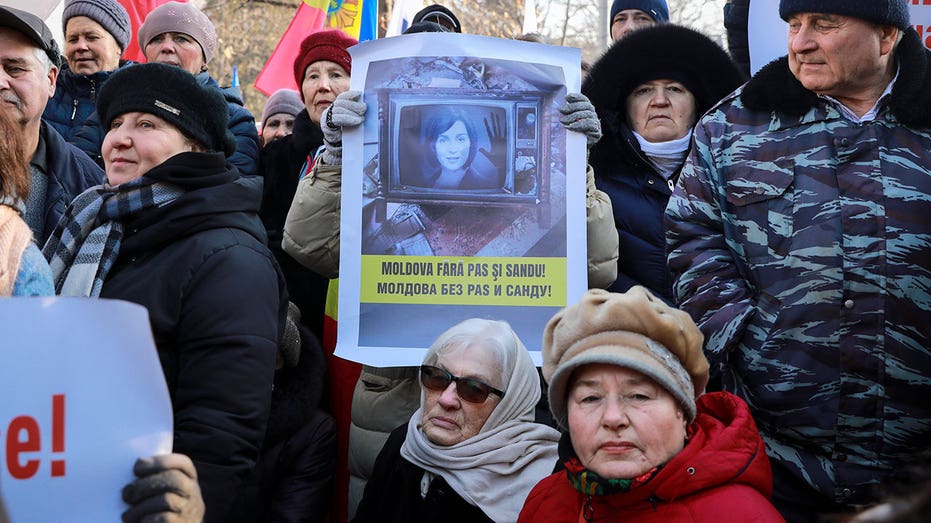 Russia-friendly party calls for government resignation through protest in Moldova's capital