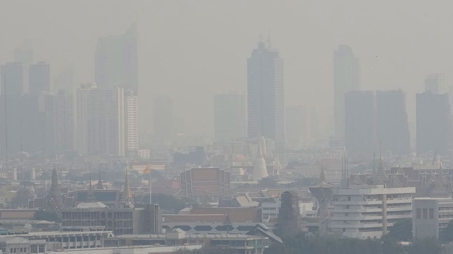 Thailand’s capital issues work-from-home mandate as air pollution hits hazardous levels