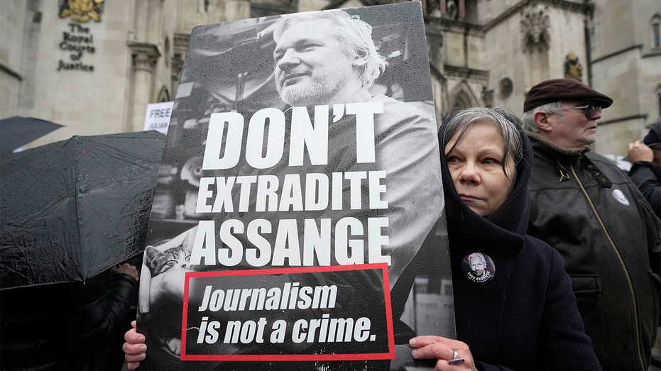 British court rules Julian Assange extradition on pause until US guarantees no death penalty: report