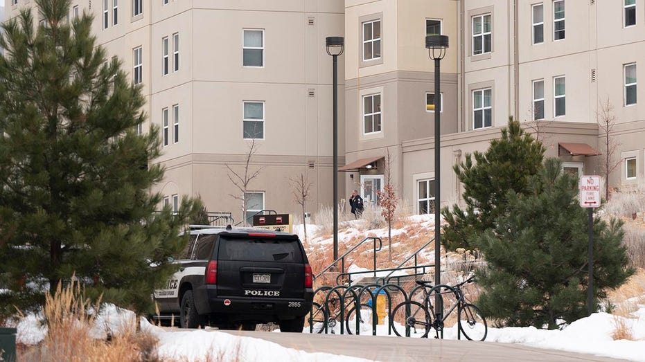 Colorado police investigating 2 found dead in dorm room as homicide: 'Does not appear to be a murder-suicide'
