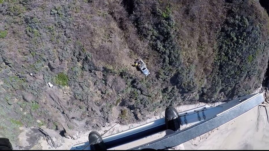 Man ejected from sunroof during Big Sur cliff fall waits 2 days for rescue