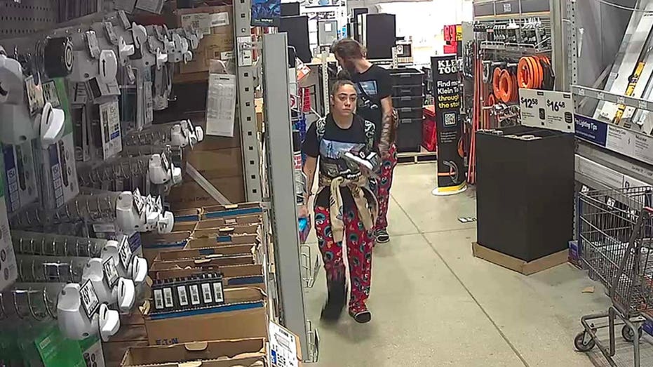 Florida couple wears matching Cookie Monster pajamas during attempted armed robbery at hardware store: police