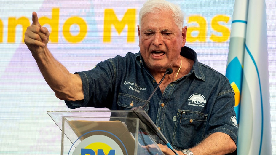 Nicaragua grants asylum to former President Martinelli of Panama