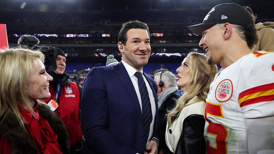 Tony Romo reveals reason behind calling Taylor Swift Travis Kelce’s wife during NFL broadcasts