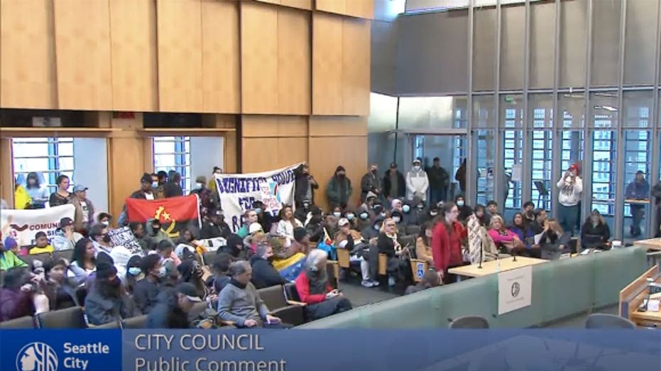 Seattle City Council meeting disrupted by protesters banging on windows, 6 arrested