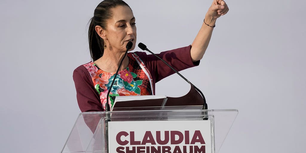 Mexico presidential candidates sign peace commitment with church leaders - Vimarsana News