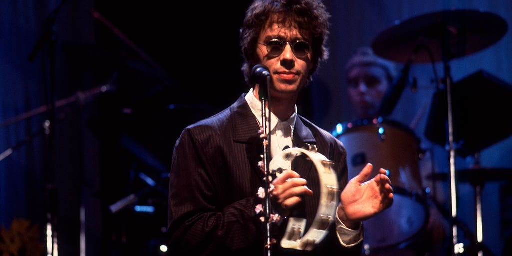 Karl Wallinger, ex-member of The Waterboys, dies at 66 - Vimarsana News
