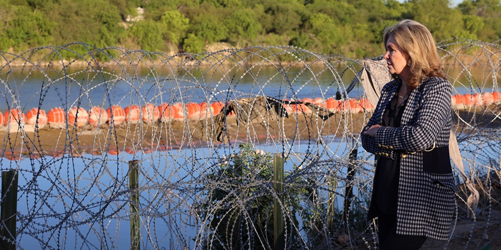 GOP senator visits border, hails Abbott's success slowing migrant surge despite Biden admin opposition - Vimarsana News