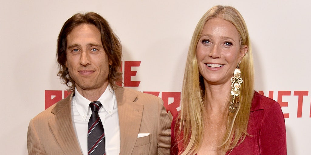 Gwyneth paltrow brad falchuk discount