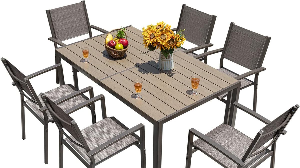 Seat everyone comfortably with this seven-piece patio set. 