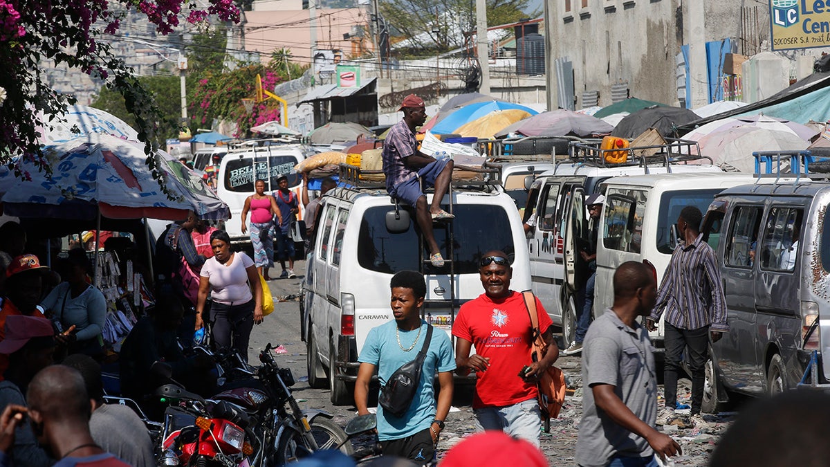 Haiti crowds