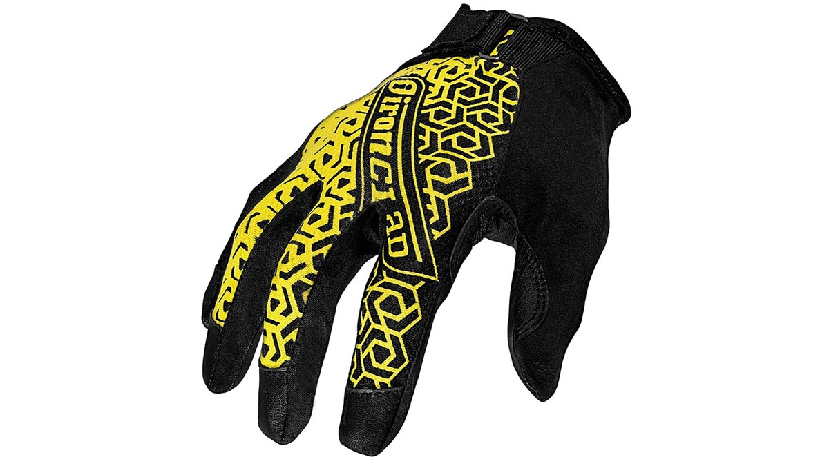 Amazon gaming gloves