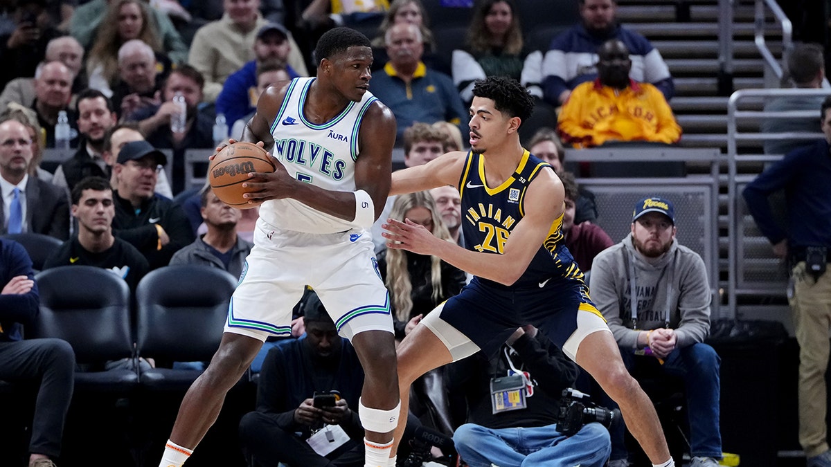 T-Wolves' Anthony Edwards Smashes Head On Rim During Nasty Game-winning ...