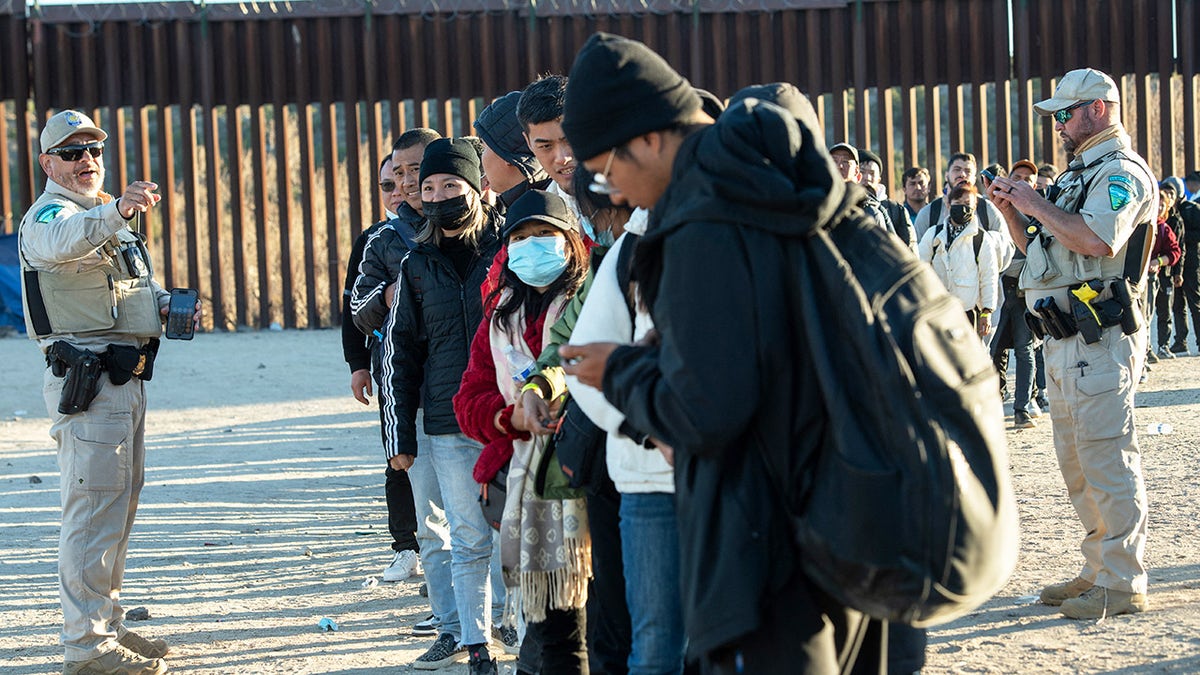 Border Patrol immigrant processing