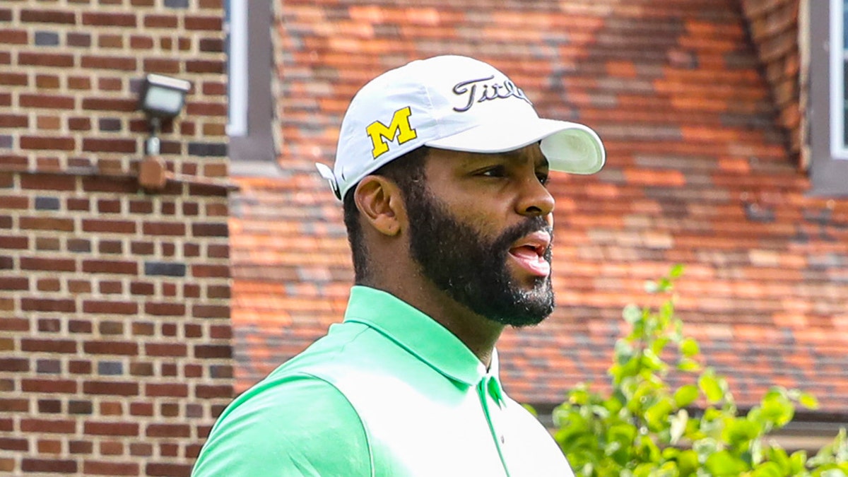 Braylon Edwards, Ex-NFL And Michigan Star, Saves 80-year-old Man's Life ...