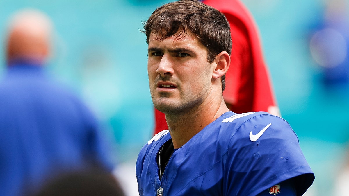 Giants are 'absolutely done' with Daniel Jones, NFL Network host says