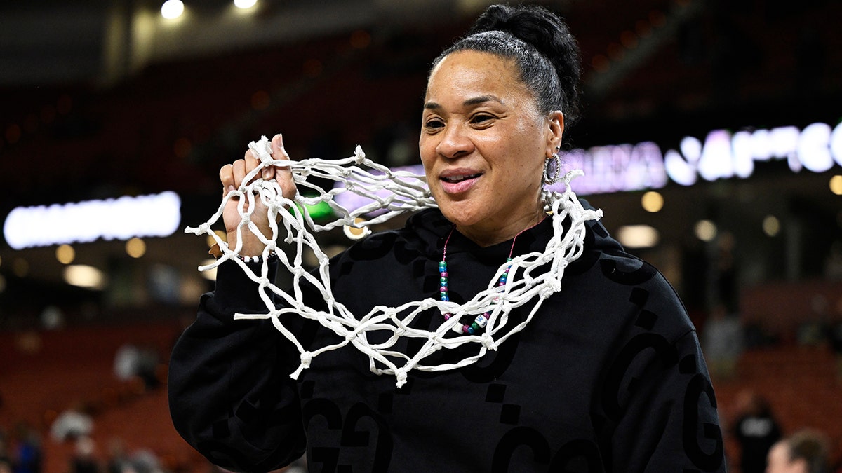 Dawn Staley celebrates