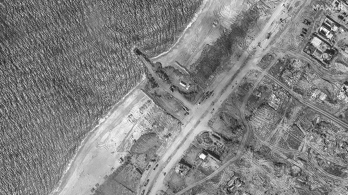 construction of jetty on Gaza coast