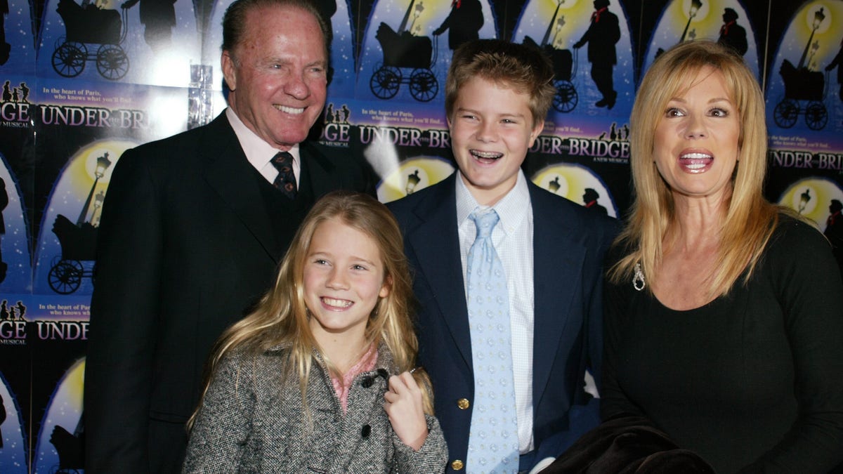 kathie lee gifford frank gifford with their children cody and cassidy