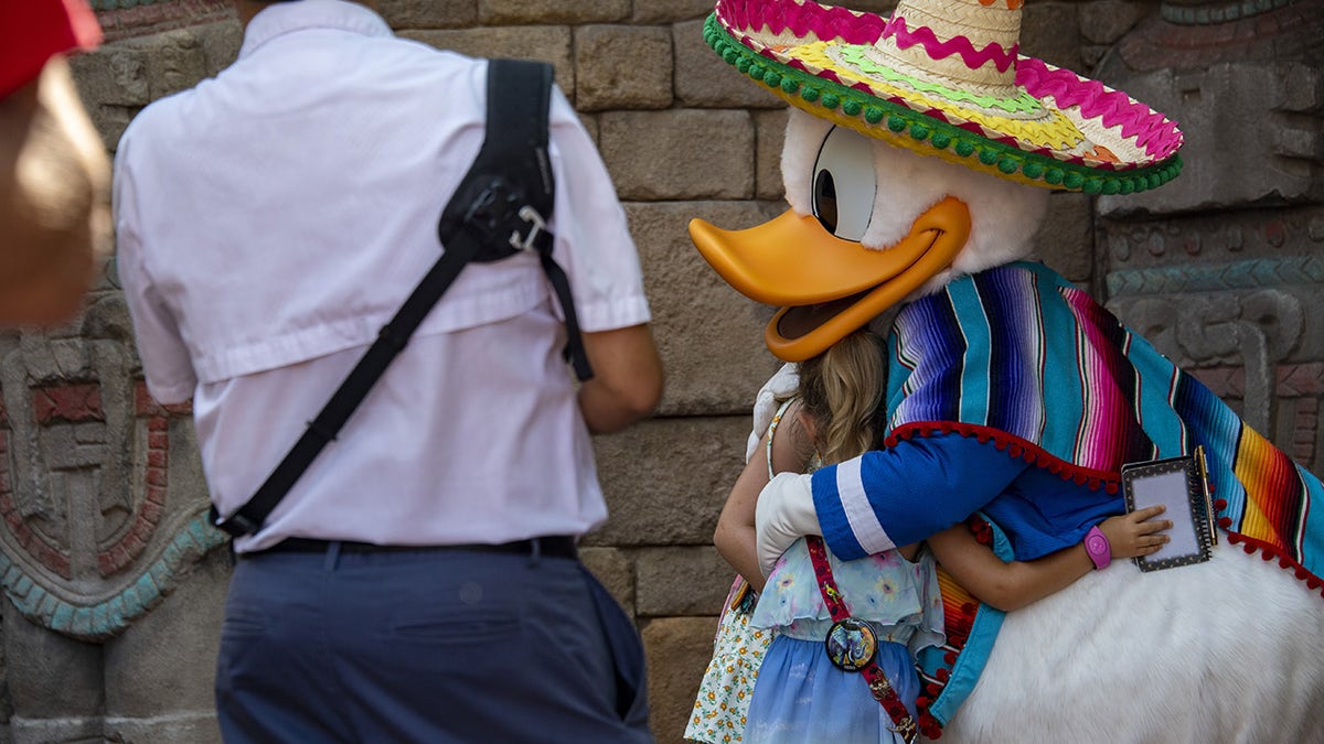 Grandma who took her grandkids to Walt Disney World should not apologize,  says Reddit