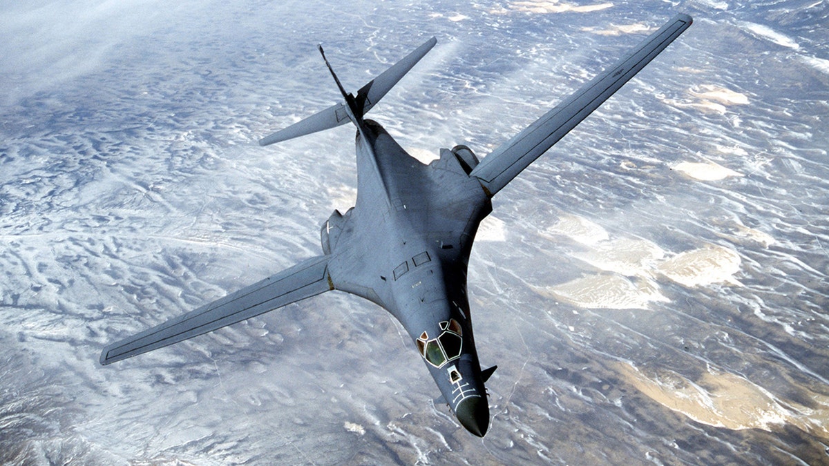 B-1B Lancer flying