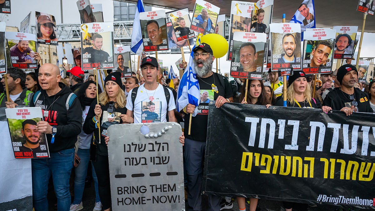 Jerusalem protesters demand hostages be released