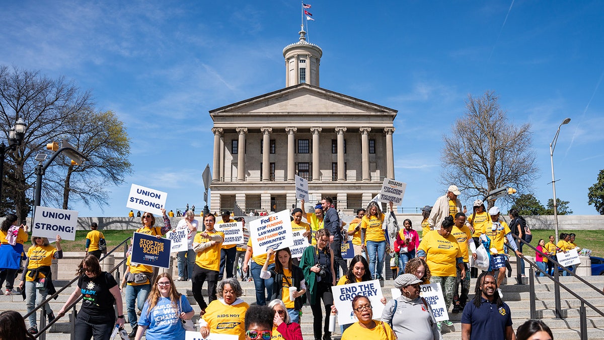 Protesters to Lee's voucher program at Tennessee capitol building