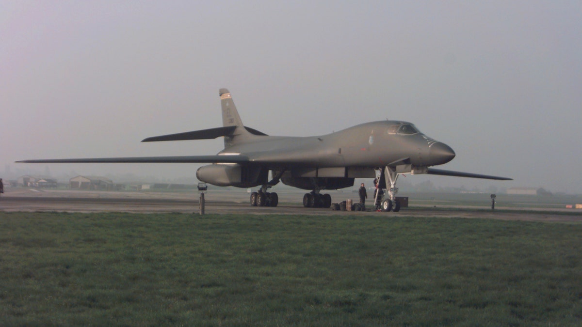 A photo of a landed B-1B Lancer