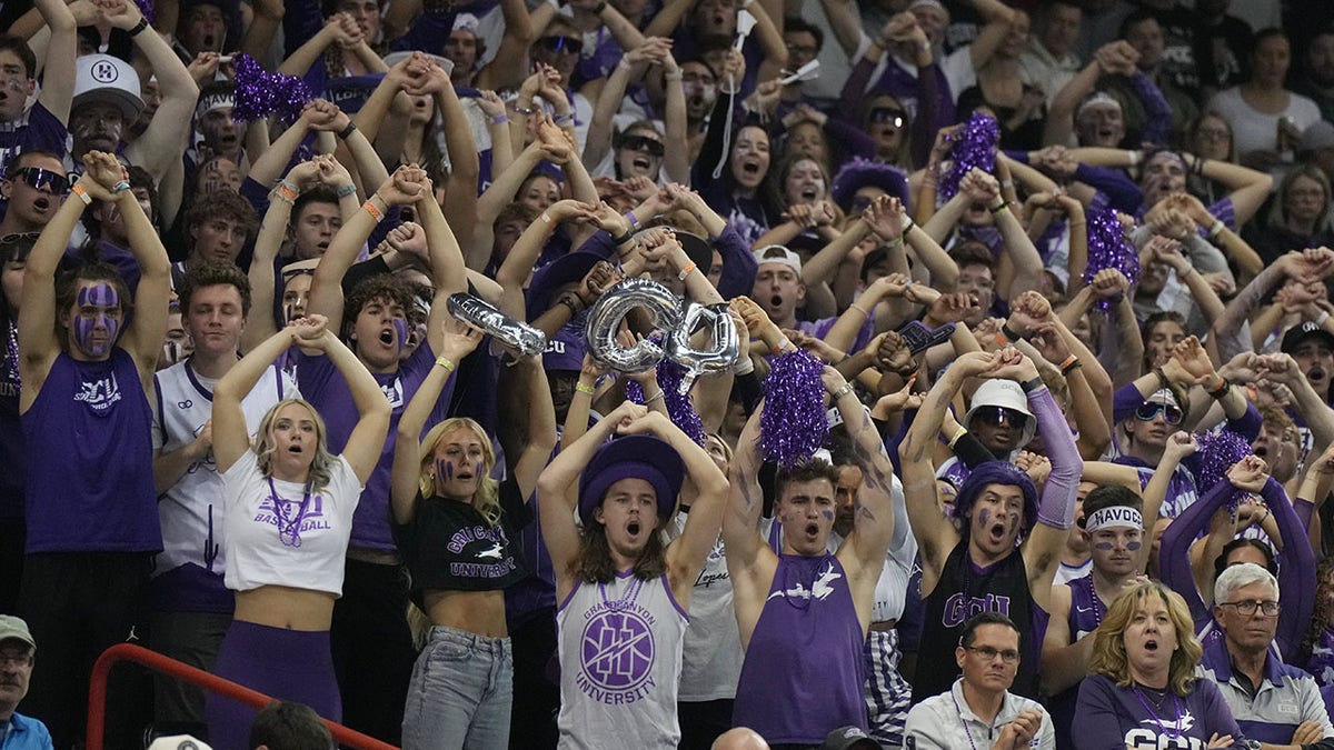 Grand Canyon supporters get loud