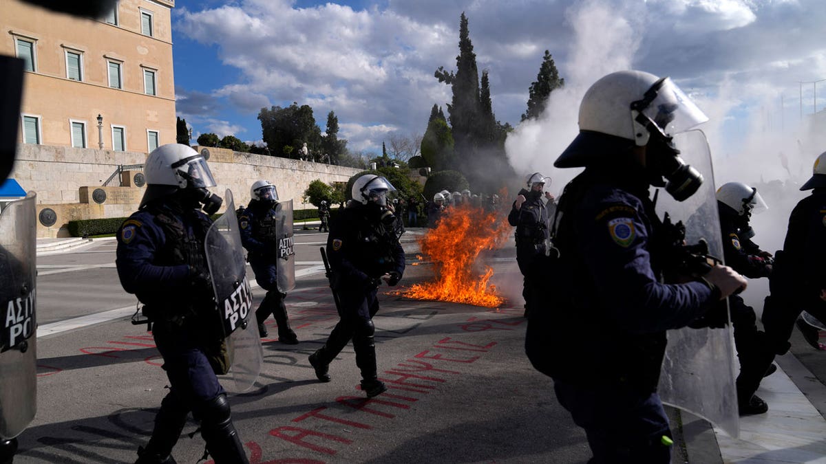 Greek riot police