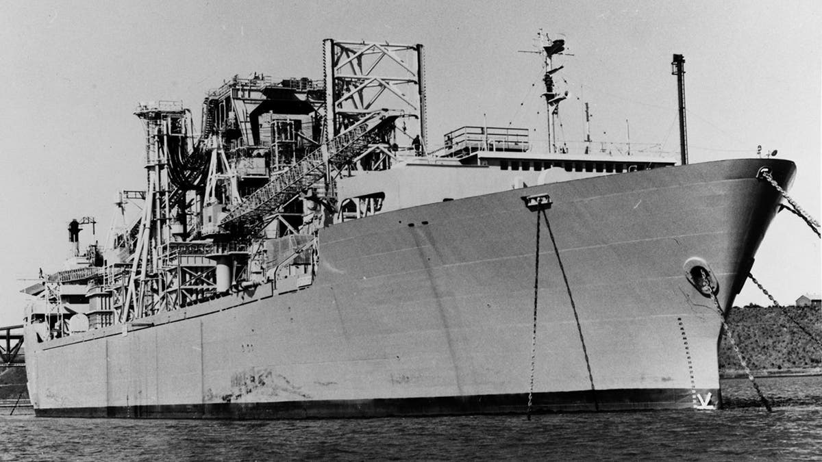 Hughes Glomar Explorer ship