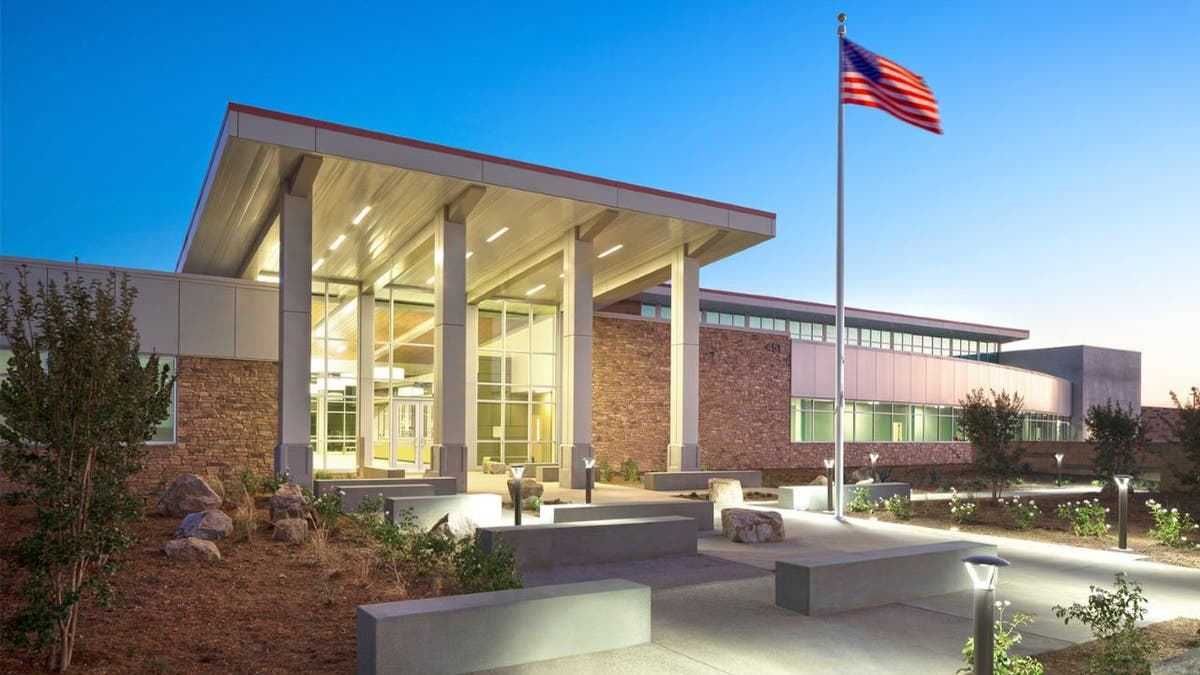 Las Colinas Detention and Reentry Facility