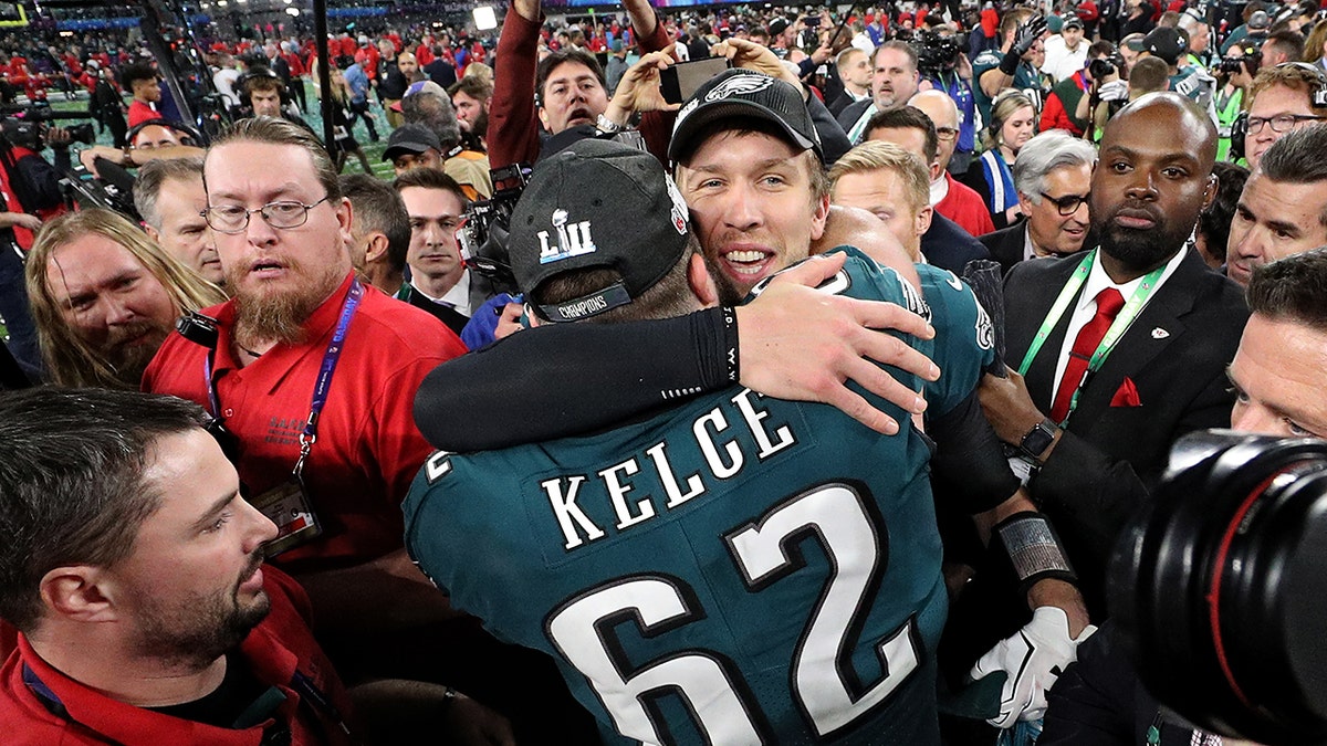 Jason Kelce explained why Nick Foles had biggest d during